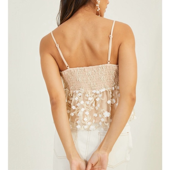 Altar’d state beige floral top - Picture 2 of 4